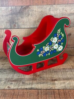 Vintage Muffy VanderBear Highland Fling Alpine Red Sleigh with Flowers For Doll